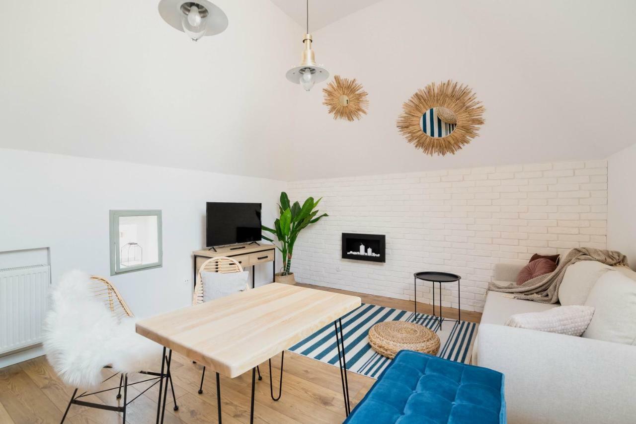 Skyway Apartment Торунь Екстер'єр фото