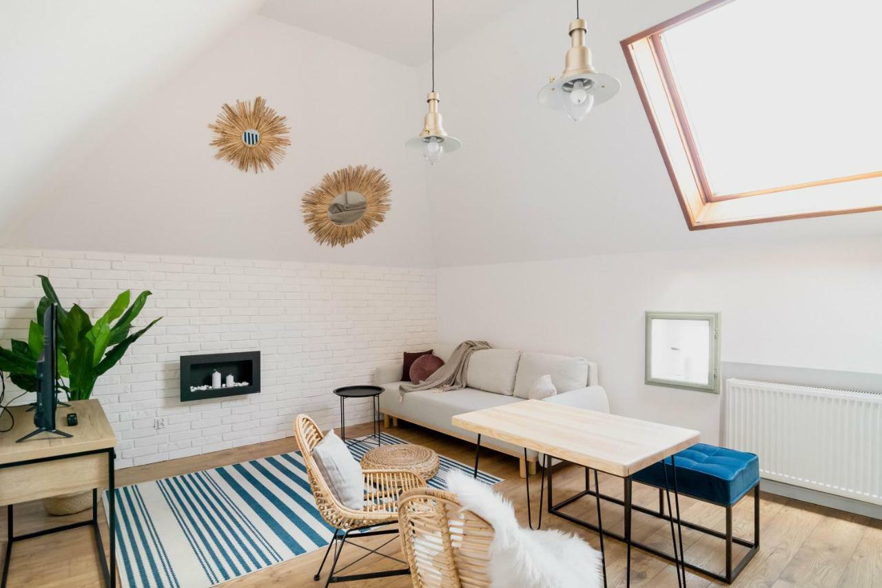 Skyway Apartment Торунь Екстер'єр фото